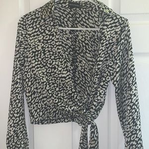 Pretty little things front tie long sleeve top